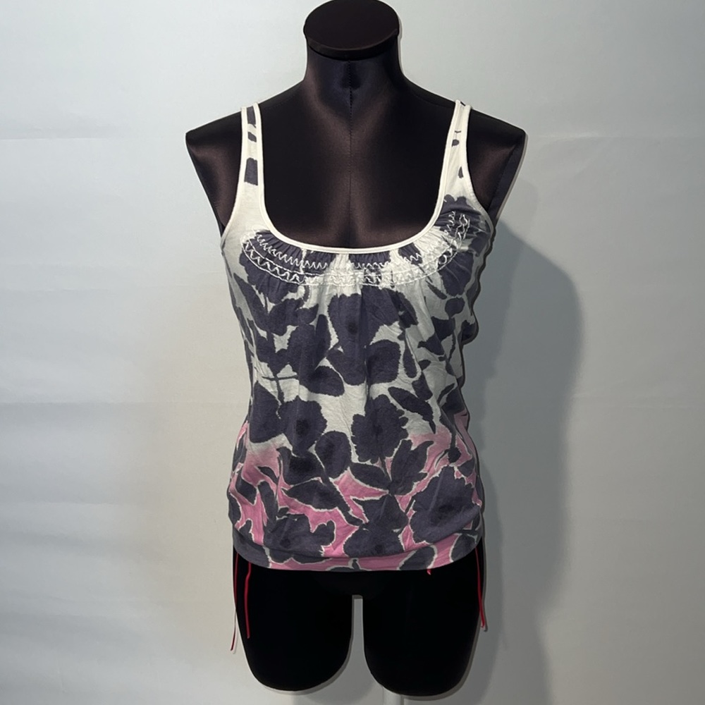 American Eagle Outfitters Ombré Flower Print Tank